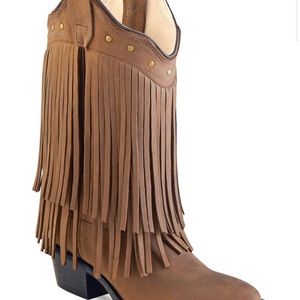 Old west boots girls pointed‎ toe.